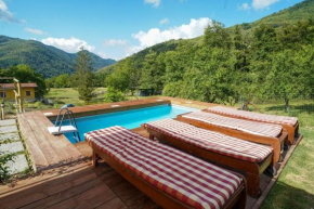 La Casa di Loia, casa vacanze con piscina esclusiva Mulazzo